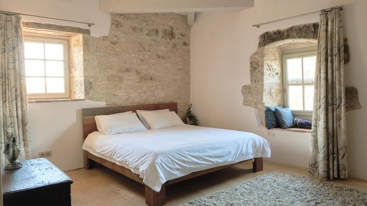 Chateau De Puissentut Bed & Breakfast Homps  Exterior foto